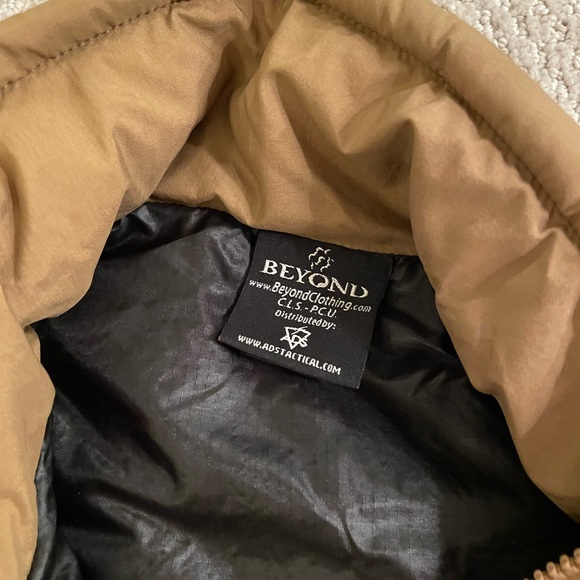 Beyond puffy vest - Picture 3 of 4